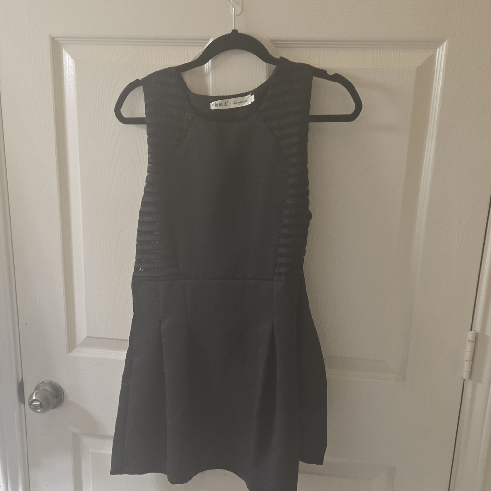 Elegant Black Dress With Cutout Accents